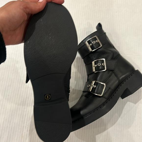 NWOT STEVE MADDEN Arlette Triple Buckle Black Leather Moto Boot Size 8 - Picture 14 of 17